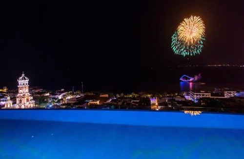 Downtown Puerto Vallarta Apartment | Hermosa Vista Gringo Gulch 203