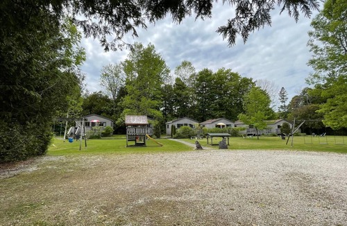 Hope Bay Cottage | Heron-Cedar Garden Cozy Cottage #5 for a relaxing week of fun and adventure