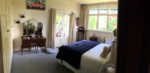 Geraldine Bed & Breakfast | Hewling's Manor
