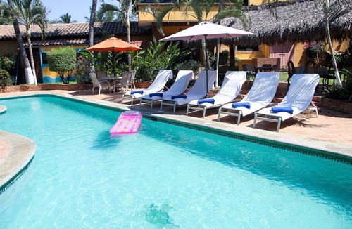 Brisas de Zicatela Apartment | Hidden gem of Puerto Escondido, pool-side apt, 1min walk to beach, patio, yoga