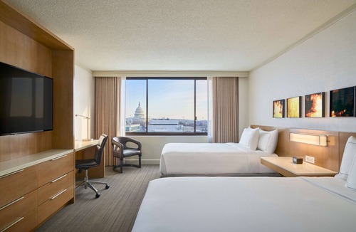 Capitol Hill Hotel | Hilton Washington DC Capitol Hill