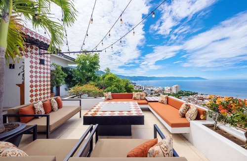 Cerro House | Hip and Stylish Downtown Villa w/Spectacular Views, Pool and Incredible Staff