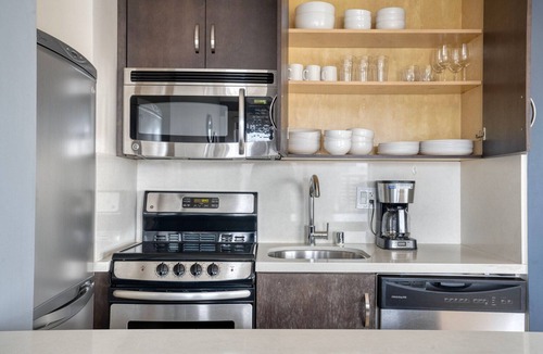 Lower Nob Hill Apartment | Hip Nob Hill 1BR w/Balcony & views, near Union Sq. by Blueground