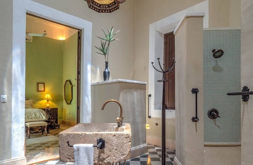 Barrio de Santiago House | Historic Home with Pool in Colonia Santiago - Centro