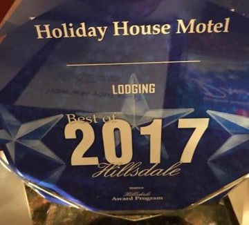 Hillsdale Hotel | Holiday House Motel