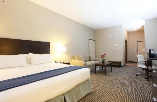 Fort St. John Resort | Holiday Inn Express Fort St John by IHG