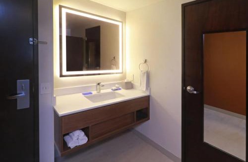 Tlaquepaque Hotel | Holiday Inn Express Guadalajara Iteso by IHG