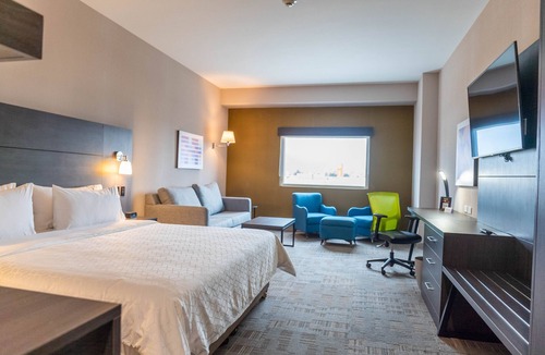 Tijuana Hotel | Holiday Inn Express & Suites Tijuana Otay by IHG