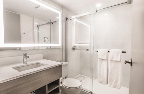 Black Creek Hotel | Holiday Inn Express Toronto-North York by IHG