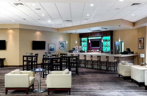 Harbor Gateway South Hotel | Holiday Inn Los Angeles Gateway-Torrance by IHG