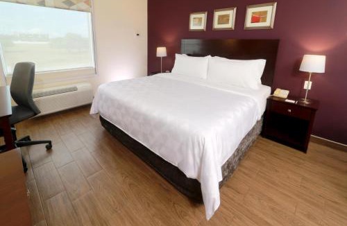 Reynosa Hotel | Holiday Inn Reynosa Industrial Poniente by IHG