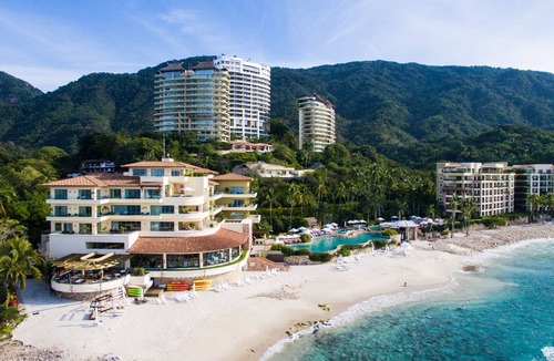 Puerto Vallarta Condo | Holiday special 5 Star Garza Blanca Preserve Resort & Spa Beachfront 1 BDR Condo