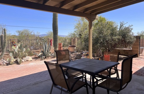 Vista Serena House | Home in the Catalina Foothills just 5 min drive to la Encantada shopping mall!