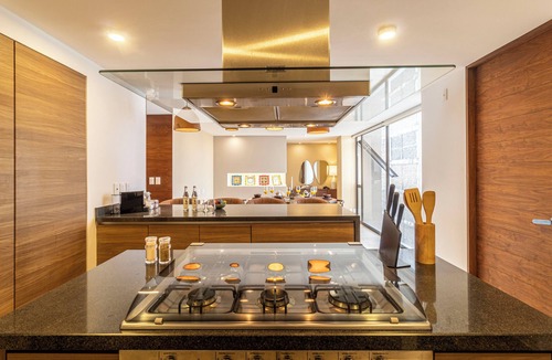 Los Morales Apartment | Horacio by Kukun