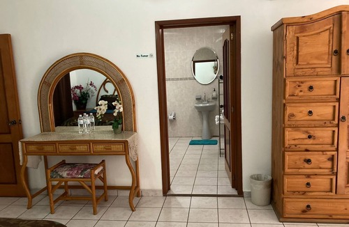 Comala Hostel | Hostal Casa Blanca