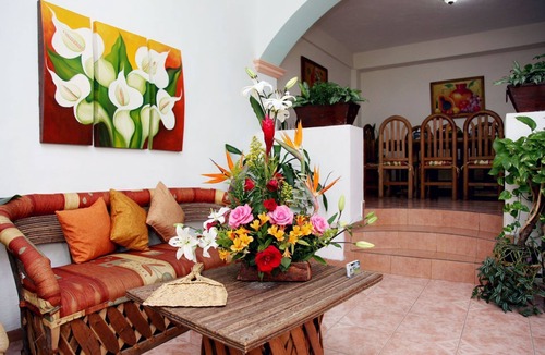Comala Hostel | Hostal Casa Blanca
