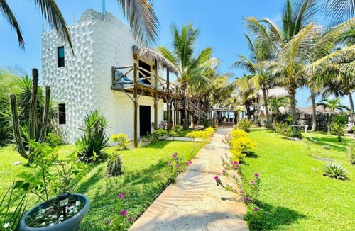 Elota Condo | hotel boutique a pie de playa by Partnerhost