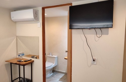 La Poza Hotel | Hotel Ashly Loma Larga