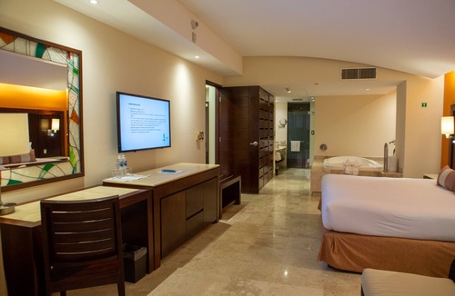 Ixtapa Resort | Hotel Azul Ixtapa Grand Resort Spa and Convention Center