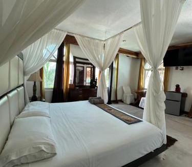 Coyuca de Benitez Hotel | Hotel Boutique Punta Jamaica