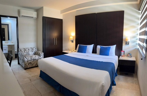 Ajijic Hotel | Hotel del Pescador