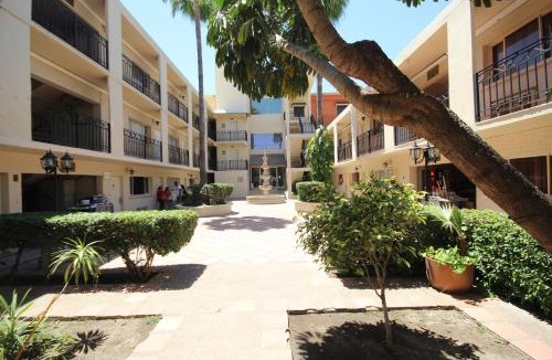 Reynosa Hotel | Hotel El Camino Inn & Suites