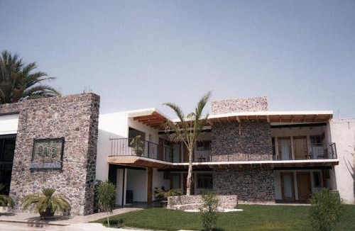 Ezequiel Montes House | Hotel EL Porvenir