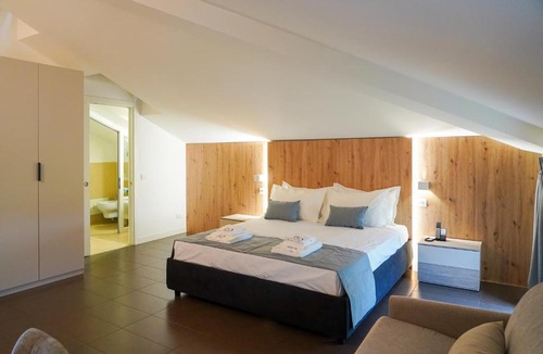 Bogolese Hotel | Hotel F52