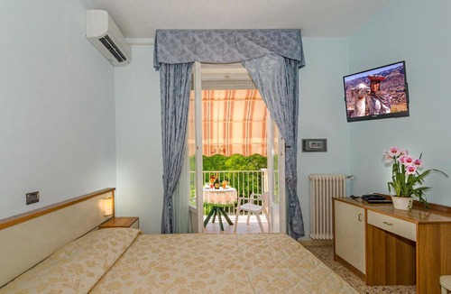 Marina di Massa Hotel | Hotel Lido