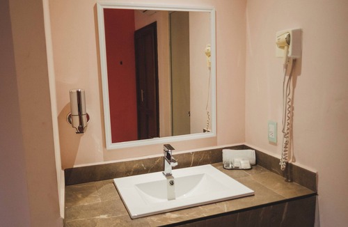 San Juan Bautista Tuxtepec Hotel | Hotel Villa Esmeralda