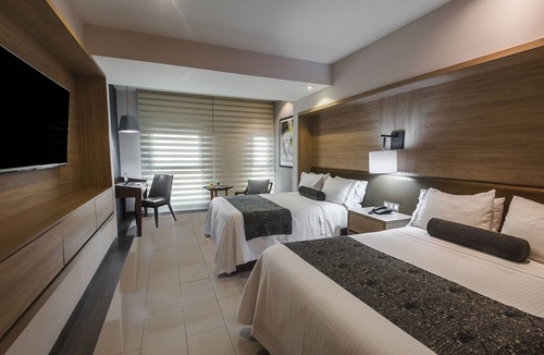 Downtown Guadalajara Hotel | Hotel Real Maestranza
