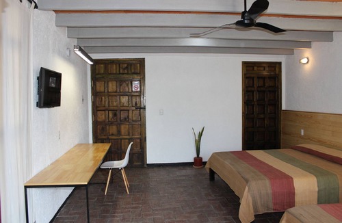 San Sebastian Tutla Hotel | Hotel Rustiko