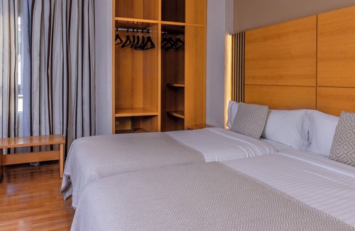 Centro Comercial Hotel | Hotel Serrano