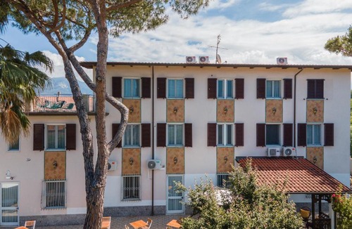 Marina di Massa Hotel | Hotel Villa Giada