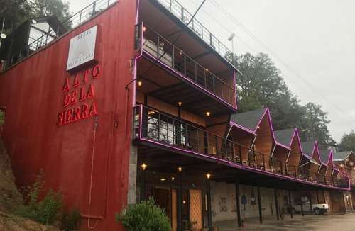 San Jose del Pacifico Hotel | Hotel y Cabañas Alto de la Sierra