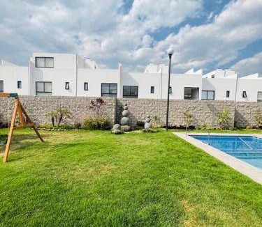 San Juan Cuautlancingo House | House ∙ 2 bedrooms ∙ 7 guests