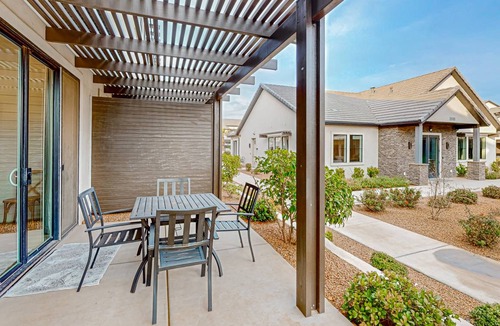 Ivins House | House ∙ 4 bedrooms ∙ 12 guests