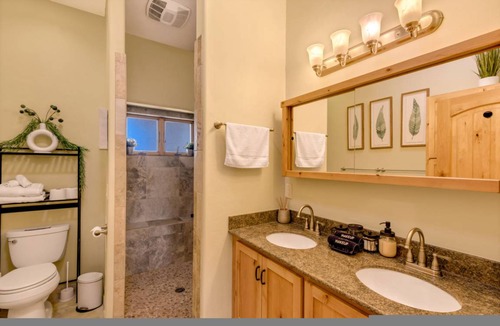 Tucson House | House ∙ 4 bedrooms ∙ 14 guests