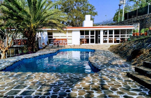 Santa Maria Ahuacatitlan House | HOUSE OF LIGHT AND PEACE