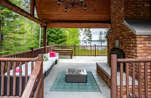 Greenville House | House ∙ 6 bedrooms ∙ 16 guests