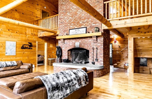 Greenville House | House ∙ 6 bedrooms ∙ 16 guests