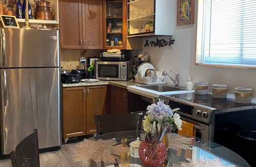 Ashfield-Colborne-Wawanosh Cottage | Huron waterfront cottage 8bed/4bath 20+guests/Hotub/2pets/outshower/beach.