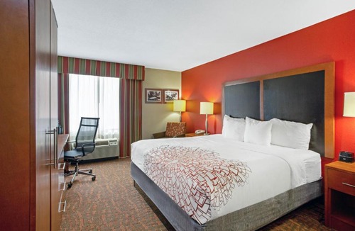 Monroe Township Hotel | Hyatt Select Williamsburg