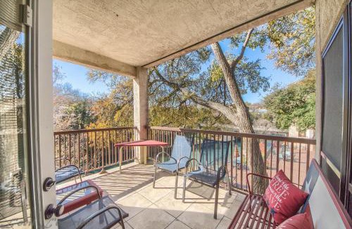 New Braunfels Apartment | IC 112 Cowboy Corral