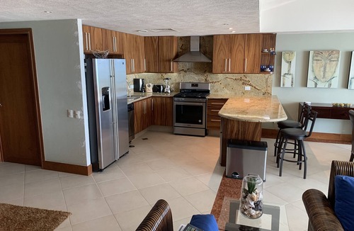 South Hotel Zone Condo | Incredible City and Ocean Views - Grand Venetian