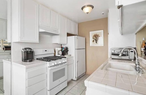 South Redondo Condo | Incredible Panoramic Ocean Views- Condo In Redondo