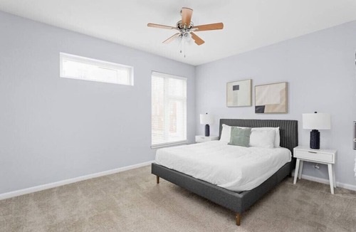 Cole-Noble District Apartment | Indy Monument Circle, Dream 1BR in CozySuites