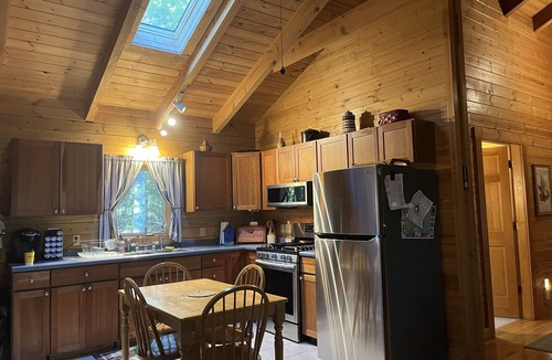 Islesboro House | Island log home in Maine with ocean views