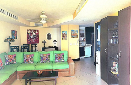 Ixtapa Condo | Ixtapa Paradise: 1 Bedroom, 2 Bath Condo at BVG Marina Stunning Sunset Views!