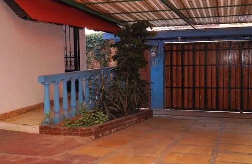 De Mexicanos House | John Cruz House